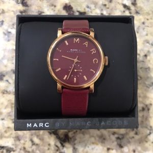 Maroon rose gold Marc Jacobs watch great condition